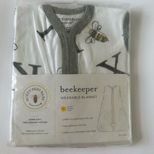 Burt’s Bees Wearable Blanket